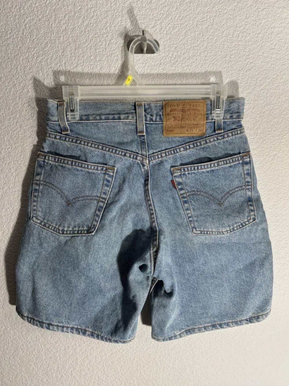 Vintage Levis 550 Relaxed Fit Denim Shorts Mens Size 29 Y2K Jean Shorts Red Tab